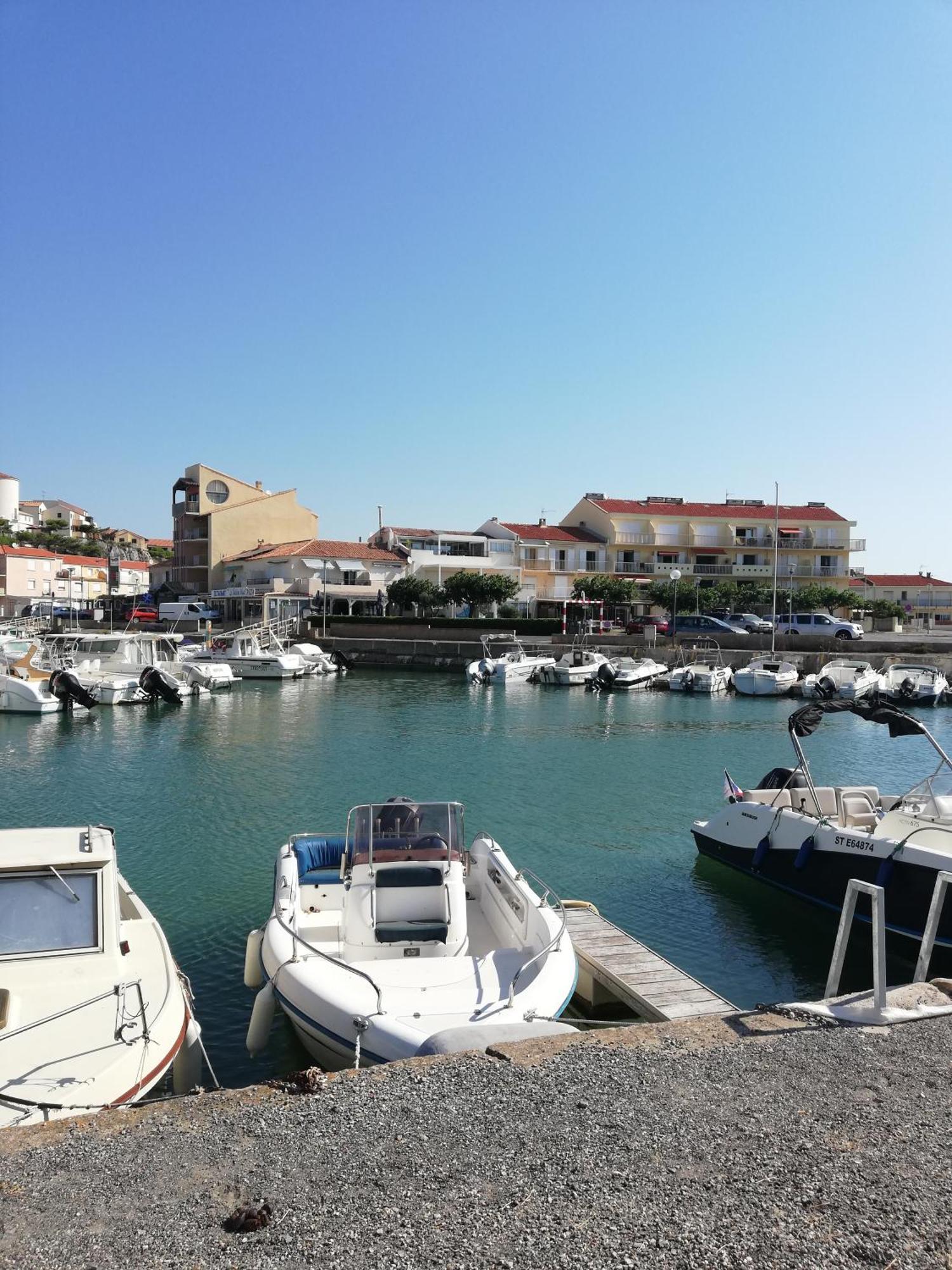 Superbe Appartement Avec Vue Sur Mer Et Port, Parking Prive Saint-Pierre-la-Mer  Kültér fotó